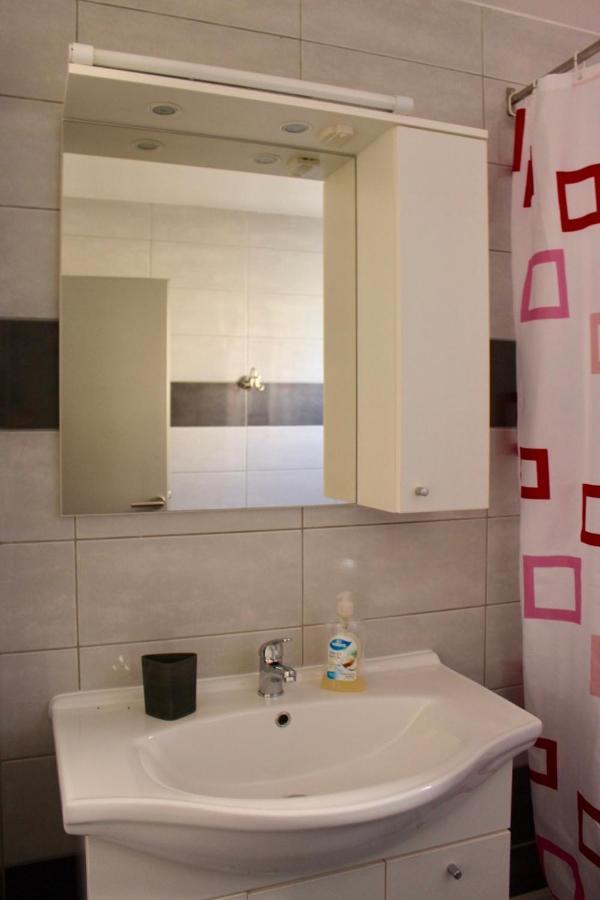 Filipovic Apartmani Медулин Экстерьер фото