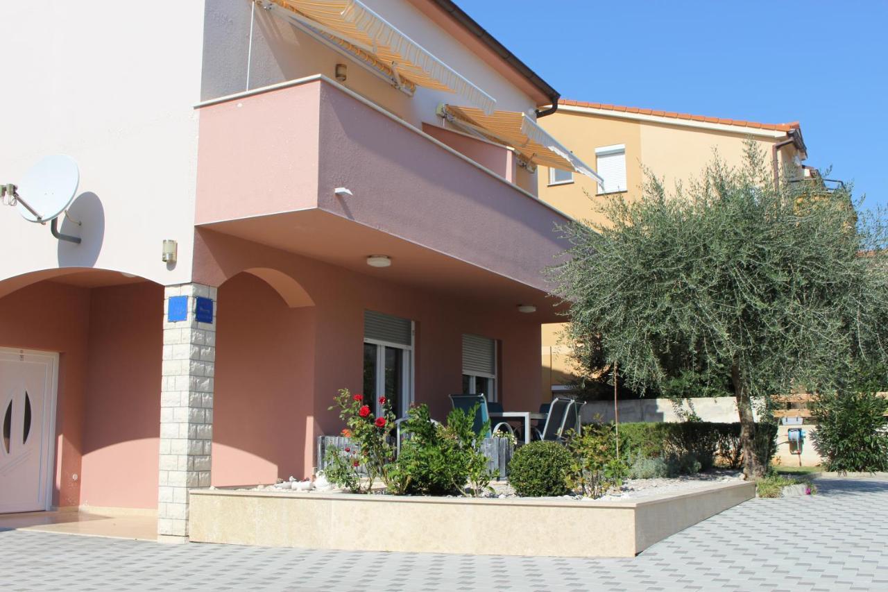 Filipovic Apartmani Медулин Экстерьер фото