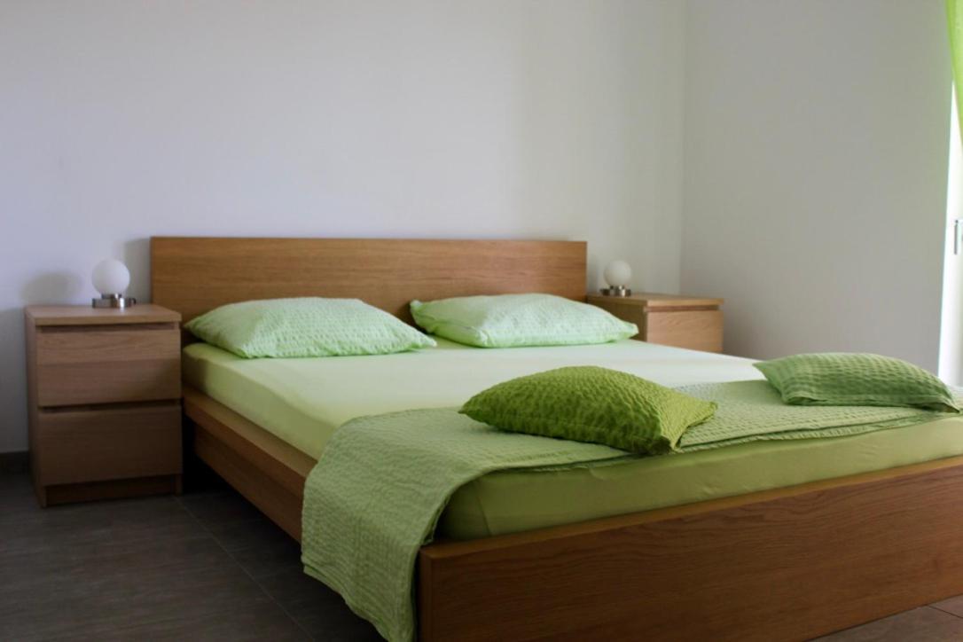 Filipovic Apartmani Медулин Экстерьер фото