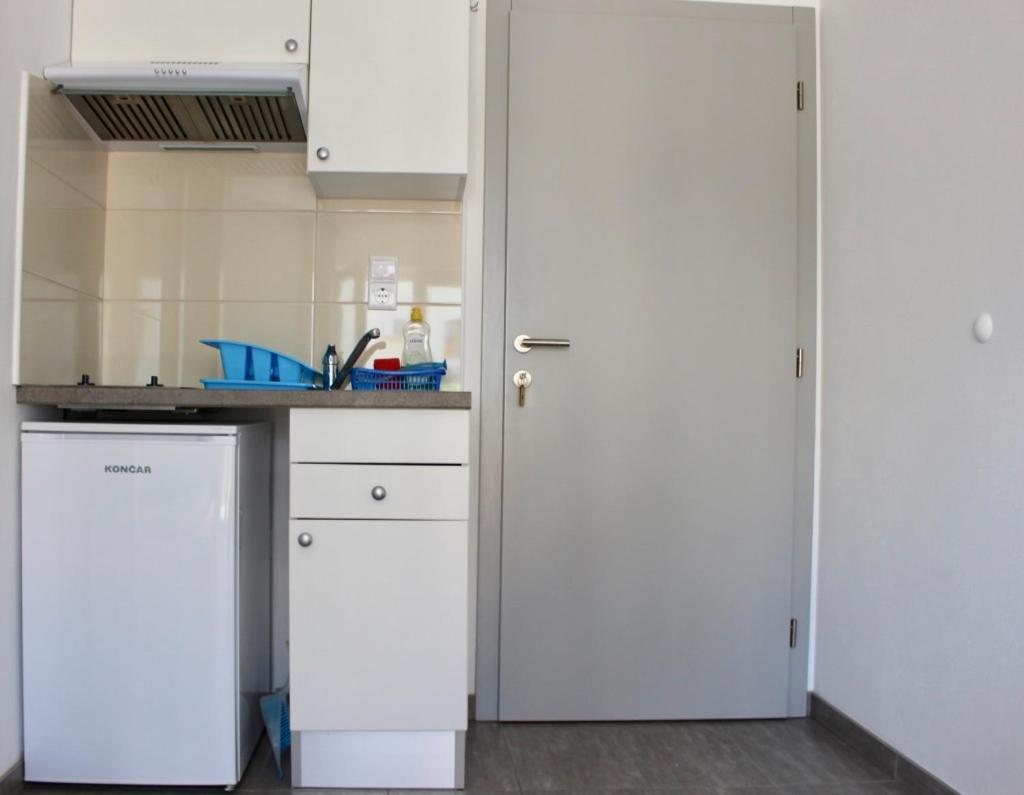 Filipovic Apartmani Медулин Экстерьер фото
