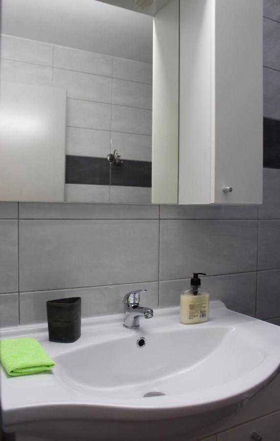 Filipovic Apartmani Медулин Экстерьер фото