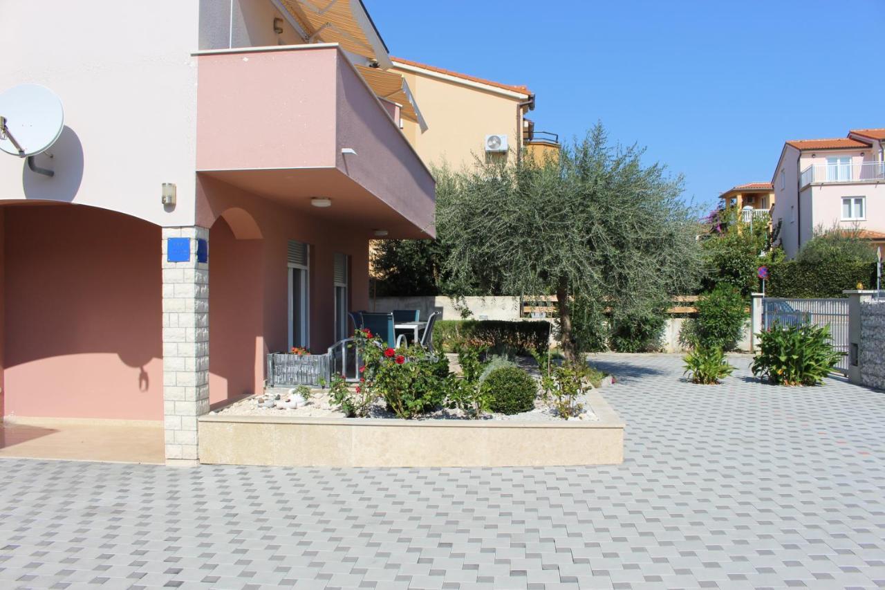 Filipovic Apartmani Медулин Экстерьер фото